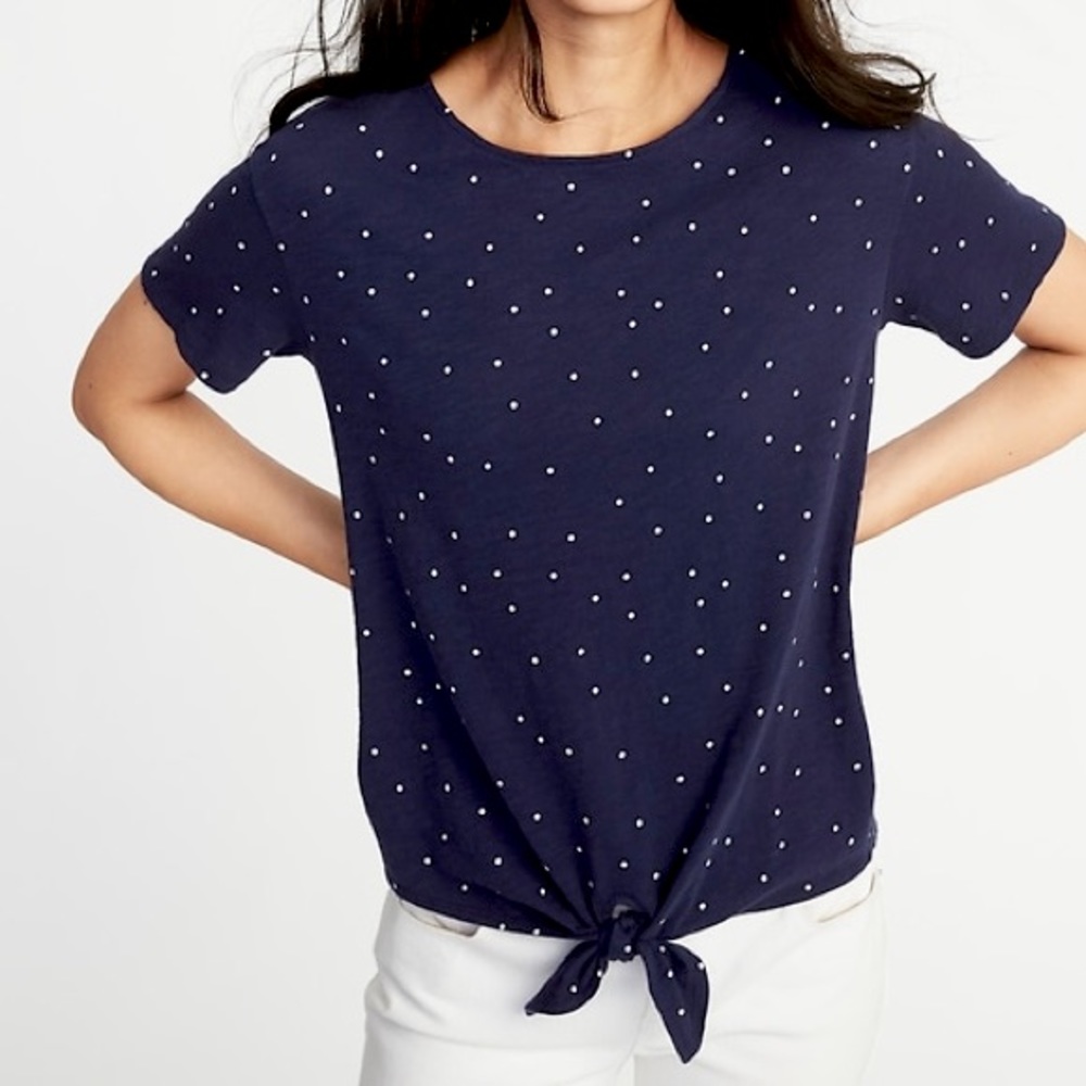 Old Navy Blue and White polka dot short sleeve tee